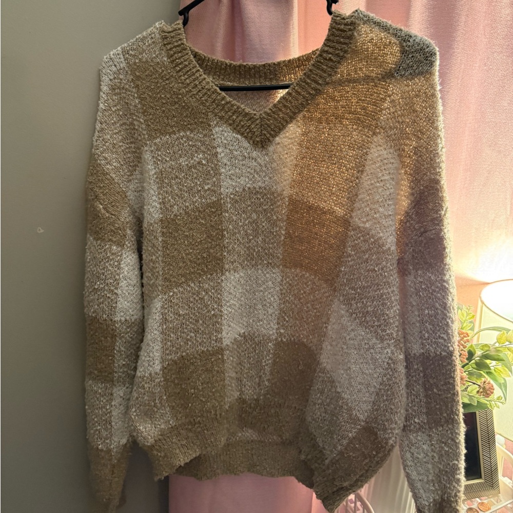 SHEIN Beige and White V-Neck Sweater